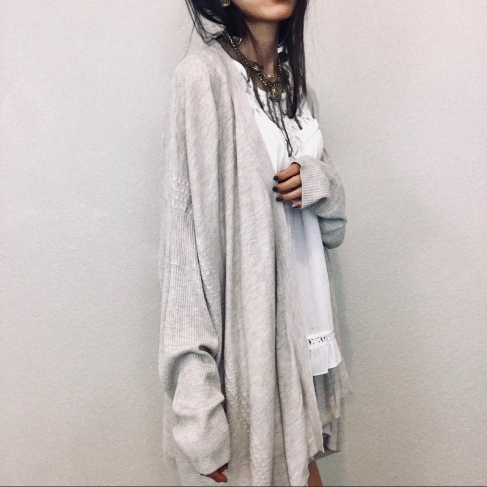 Brand new baggy thin knit cardigan - Picture 6 of 8